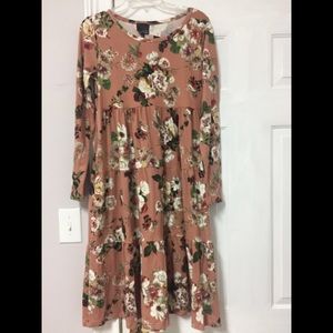 Boutique floral dress-BRAND NEW